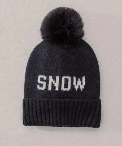 SexyModest Boutique Accessories Snow Pom Beanie